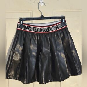 Too Limited Faux Leather Pleated Skirt Black Mini Skirt Elastic Logo Waist